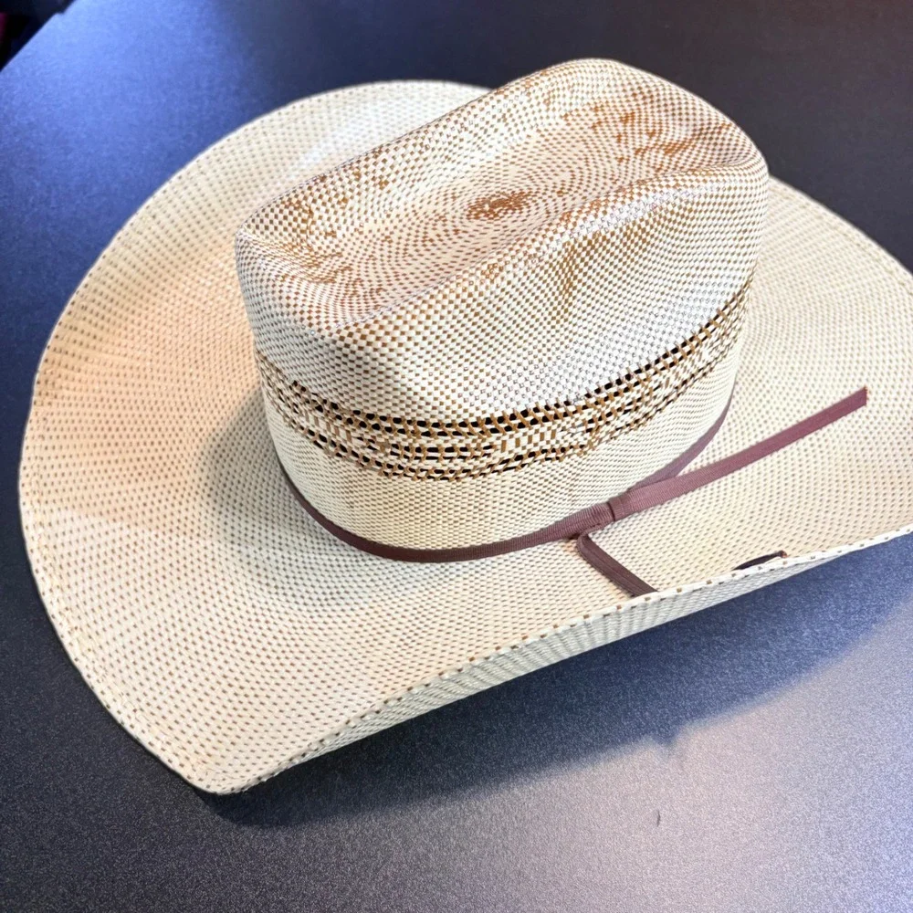 Twisted X brand cowboy hat natural straw Kids size medium western cowboy